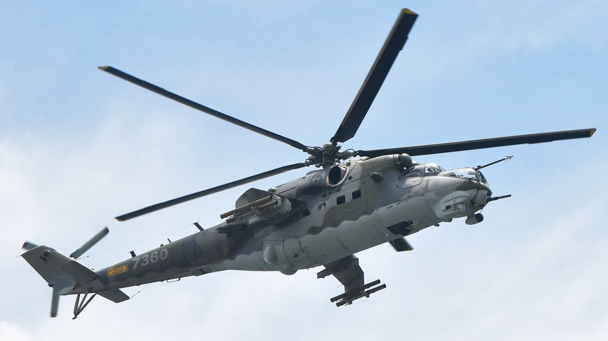 Česká armáda po 45 letech končí s vrtulníky Mi-24/35